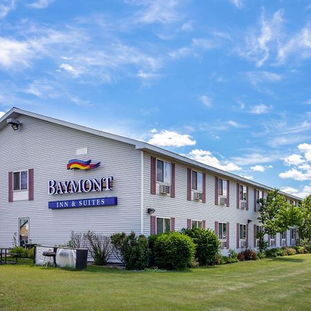 Baymont By Wyndham Marinette Hotel Exterior foto